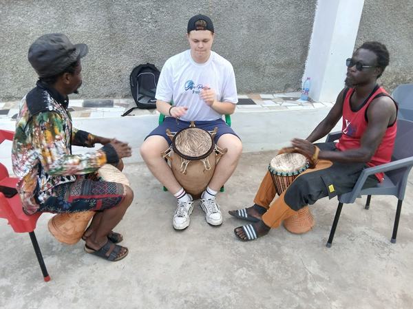 Drumming and dancing lessons with James from Edinburg, UK
