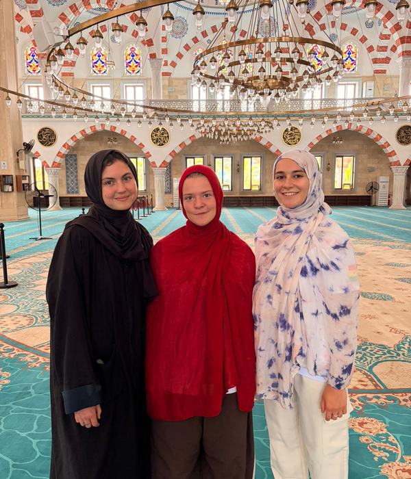 Pro-Passion Projects interns tour at the Ghana national Mosque