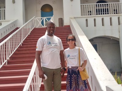 Tour Accra with Pro-Passion Projects volunteer (Osu Castle)